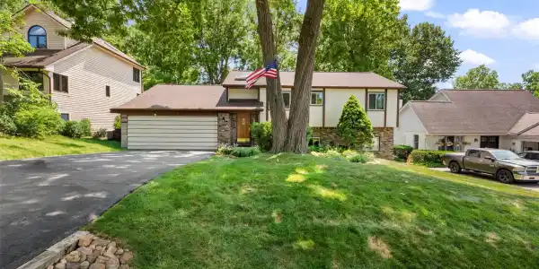 5135 Virgie Lane