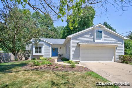 2620 Riverside Drive