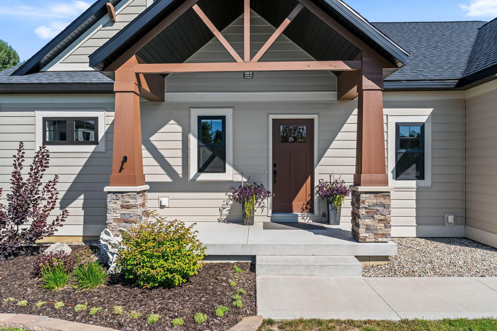 Image 3: 6-web-or-mls-Project_20260721_5407