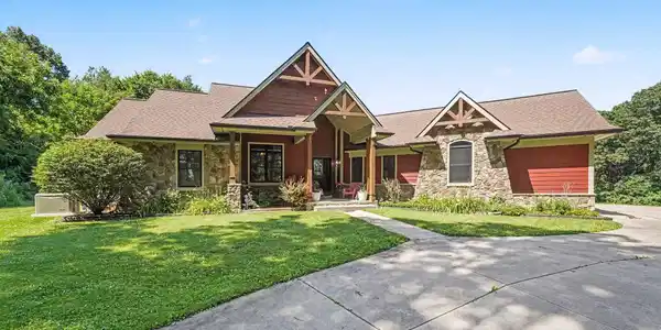 2250 E Coon Lake Trail