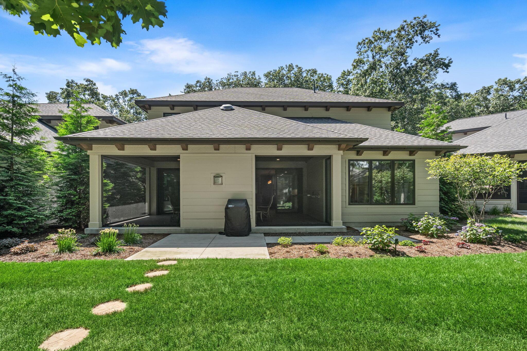 Image 3: 69-web-or-mls-202