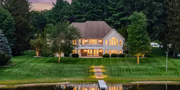 Image 2: 136-web-or-mls-hf_20260811_151740_273cc1