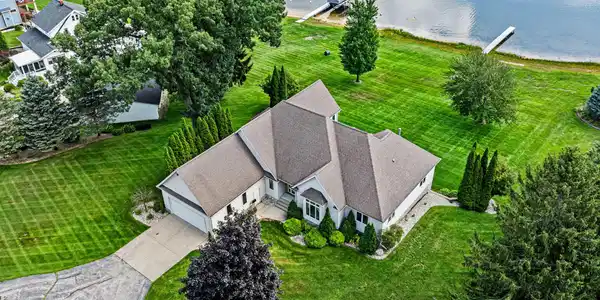 Image 4: 113-web-or-mls-DJI_20260807114338_0954_D