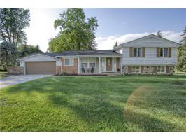4002 NORMANWOOD