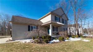 624 BAY CROSSING Drive