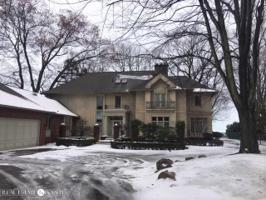 970 LAKE SHORE