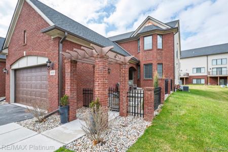 3616 Bay Harbor Drive