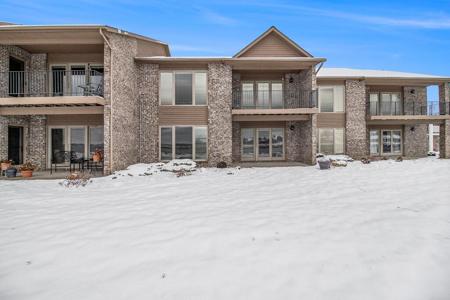 215 S Lakeshore Drive Unit 3