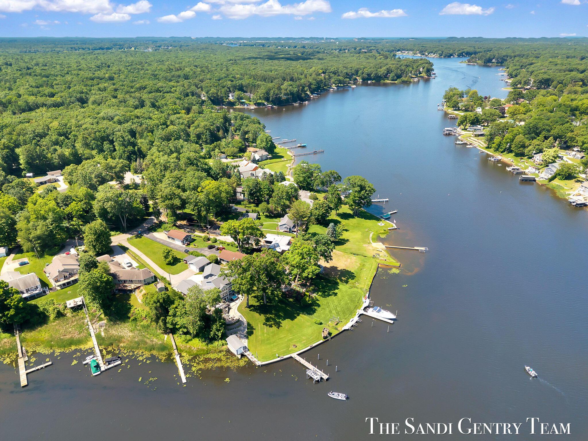 Image 4: DJI_20260608210758_0297_D
