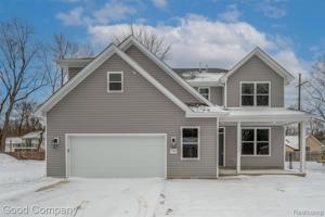 789 Luna Court