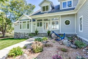 32 N LAKE Street