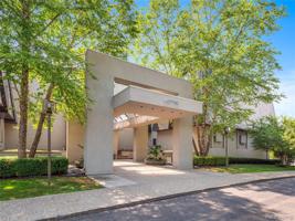 3775 ORCHARD LAKE RD APT 301