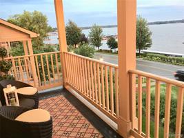 105 Sandy Lane
