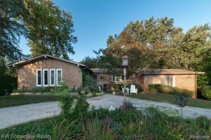 1800 SHANKIN Drive
