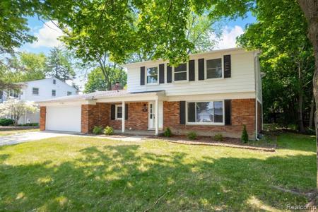 3655 LORENA Drive