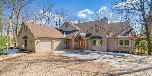 534 Davis Lake Road