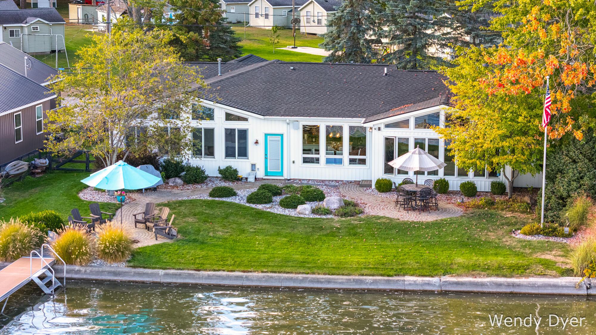 Image 2: 03-WM2749russell-61