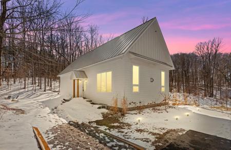 6848 E Lake Bluffs Drive