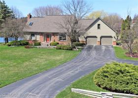 7699 OLDE STURBRIDGE Trail