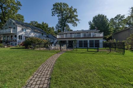 816 E Eagle Lake Drive