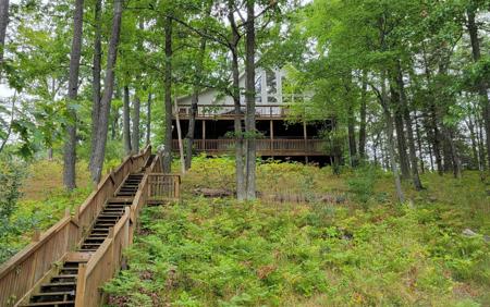4500 Woodridge Drive