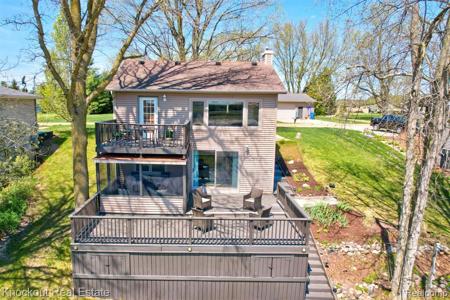 5525 MANGUS Road