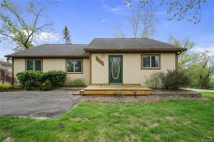 4015 GREEN LAKE