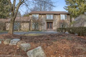 5216 RECTOR Court
