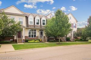 9106 HERON HILLS