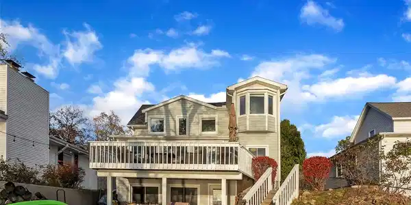 130 S ANDREWS Street