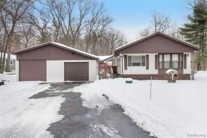 6452 HURON Drive