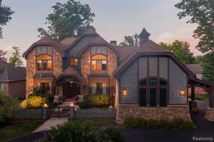 6065 WYNDAM Lane