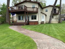 6839 BRIGHTWOOD Court