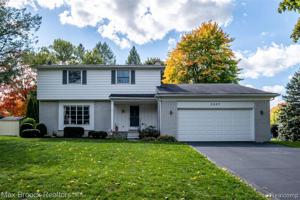 2005 MEADOW RIDGE Drive
