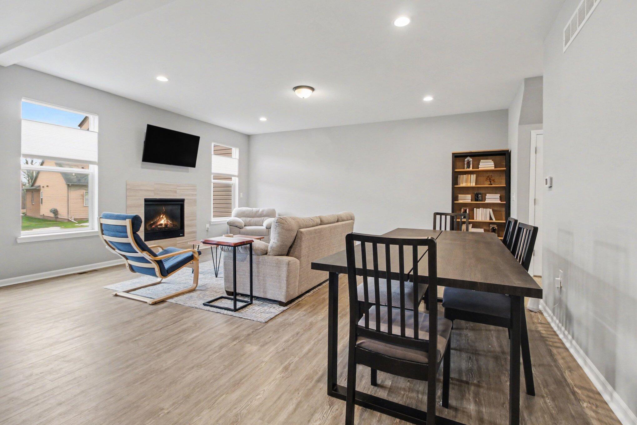 Image 4: 007_file_9091