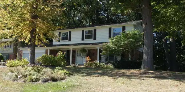 4619 Curtis Lane