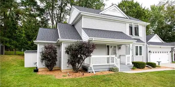 380 NEWTON Court