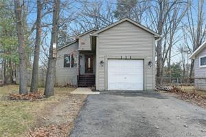 111 W BEECHDALE Street