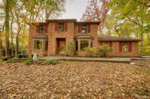 5709 DEERWOOD