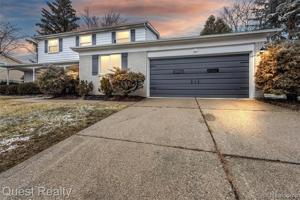 3967 IVERNESS LANE