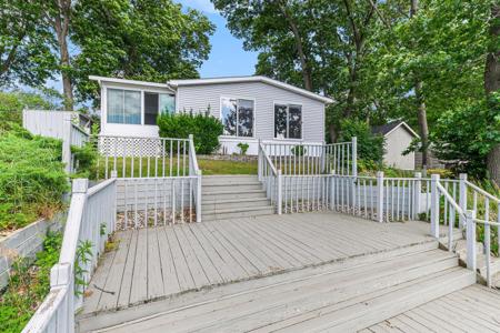 59010 Lakeshore Drive