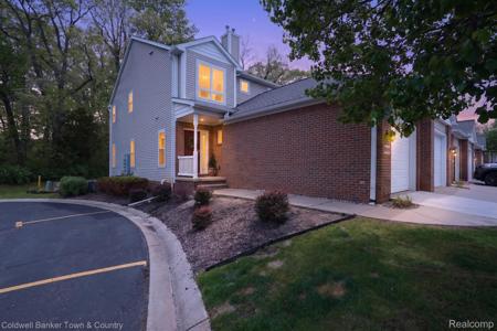 5551 Woodruff Shore Drive