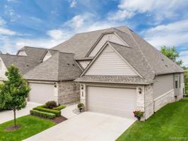 5728 Knob Hill Circle