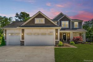 8395 COLONY RIDGE Drive