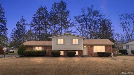 3608 Lake Oakland Shores Drive