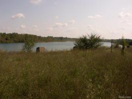 1955 E Lakeville Road