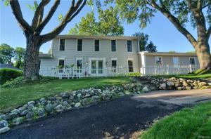 6385 PARK TRAIL Drive