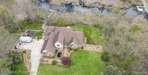 8486 ISLANDVIEW Court