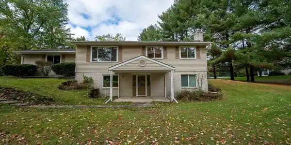 1656 ONEIDA TRAIL