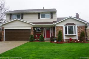 4758 Parkridge Drive
